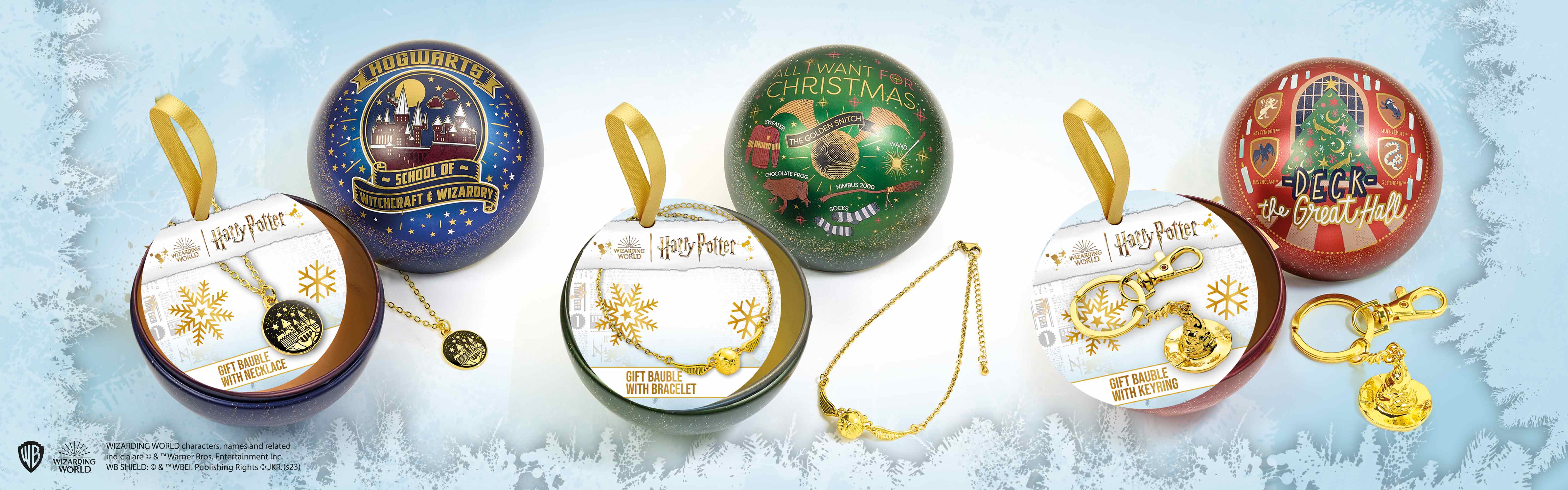 Boules de Noël contenant un bijou Harry Potter. 